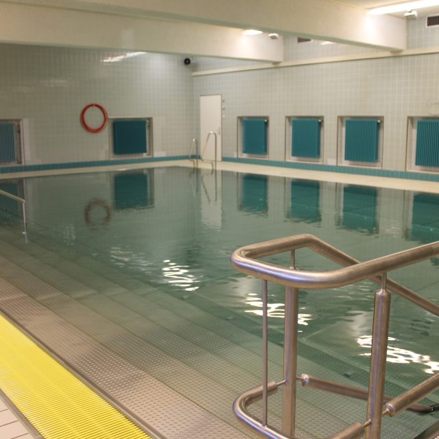 Schulschwimmbad Trudering, Schwimmschule Flipper